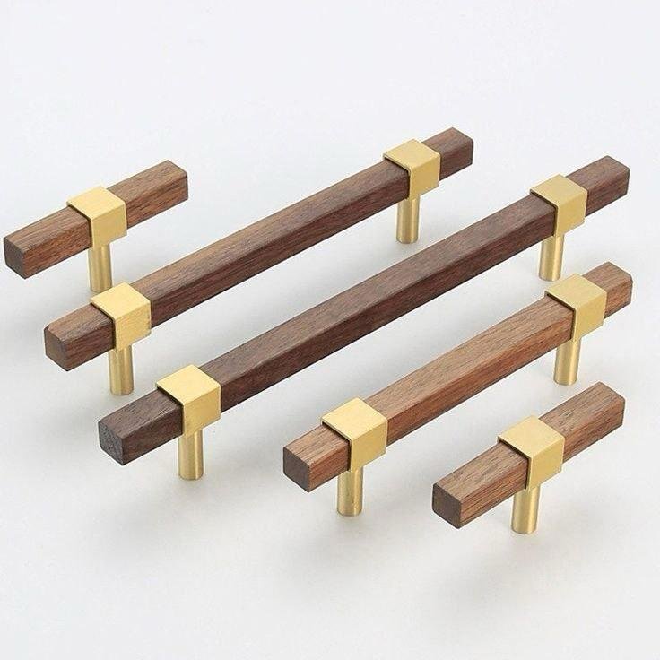 Hardware & Decor